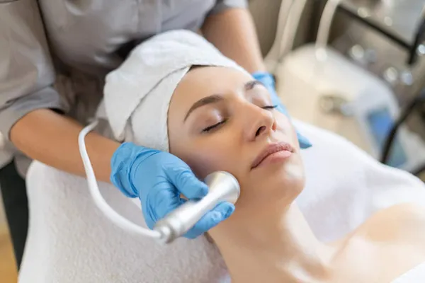 Radiant Lift Medifacial